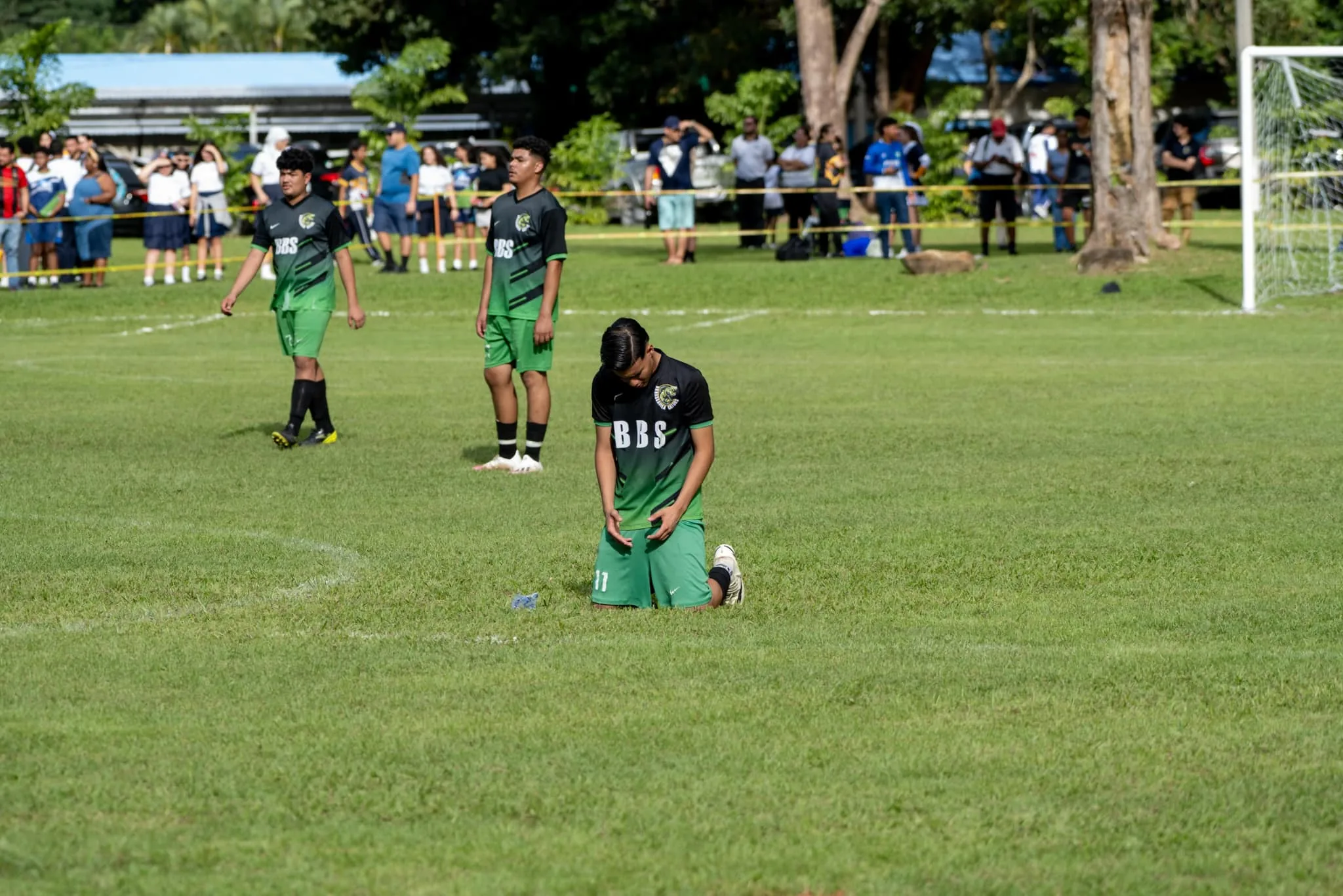 Football match at Brassavola