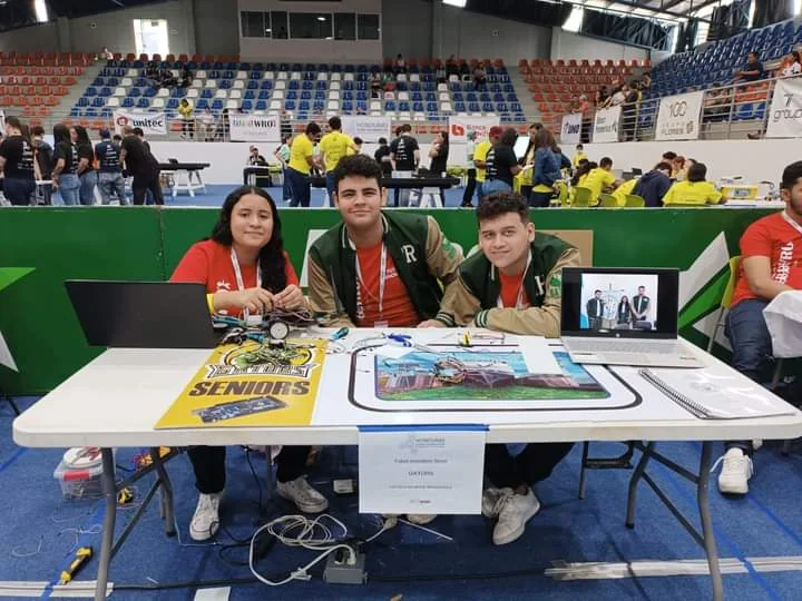 Brassavola Robotics Team at WRO Honduras 2023